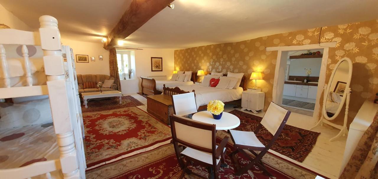 Wisteria House Bed & Breakfast Chanteloup  Екстериор снимка