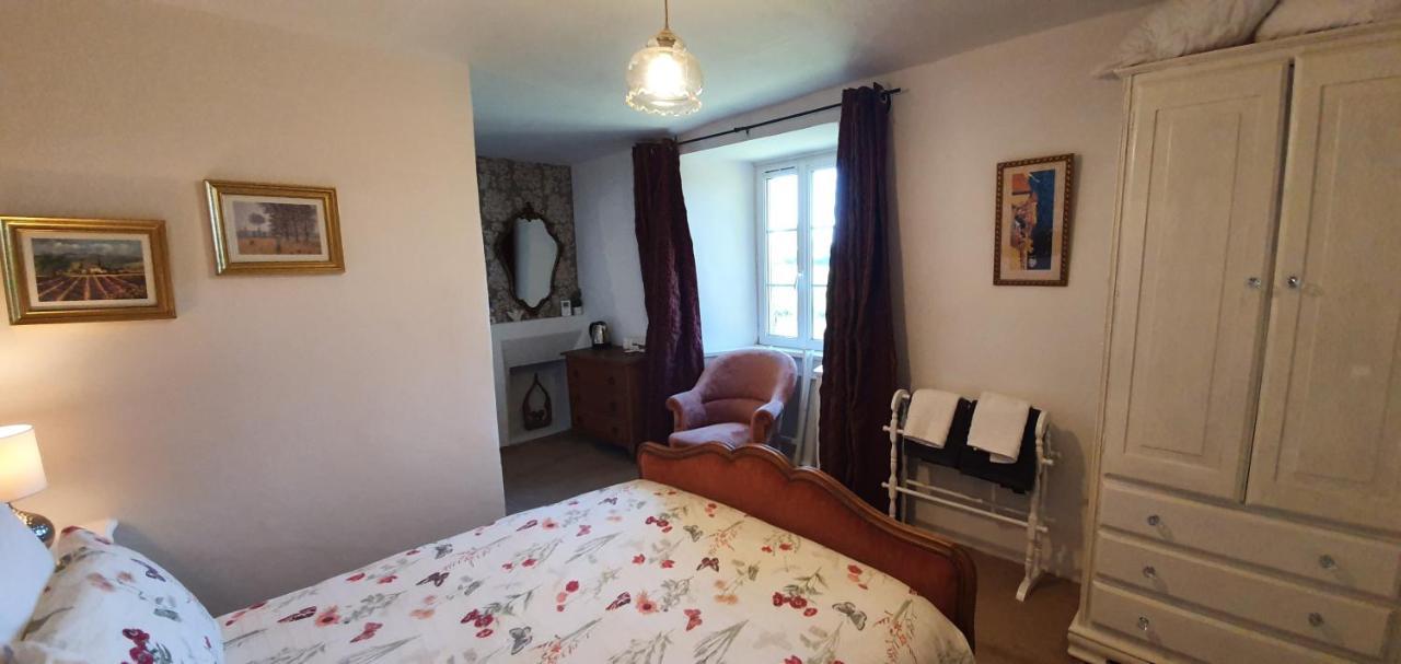 Wisteria House Bed & Breakfast Chanteloup  Екстериор снимка