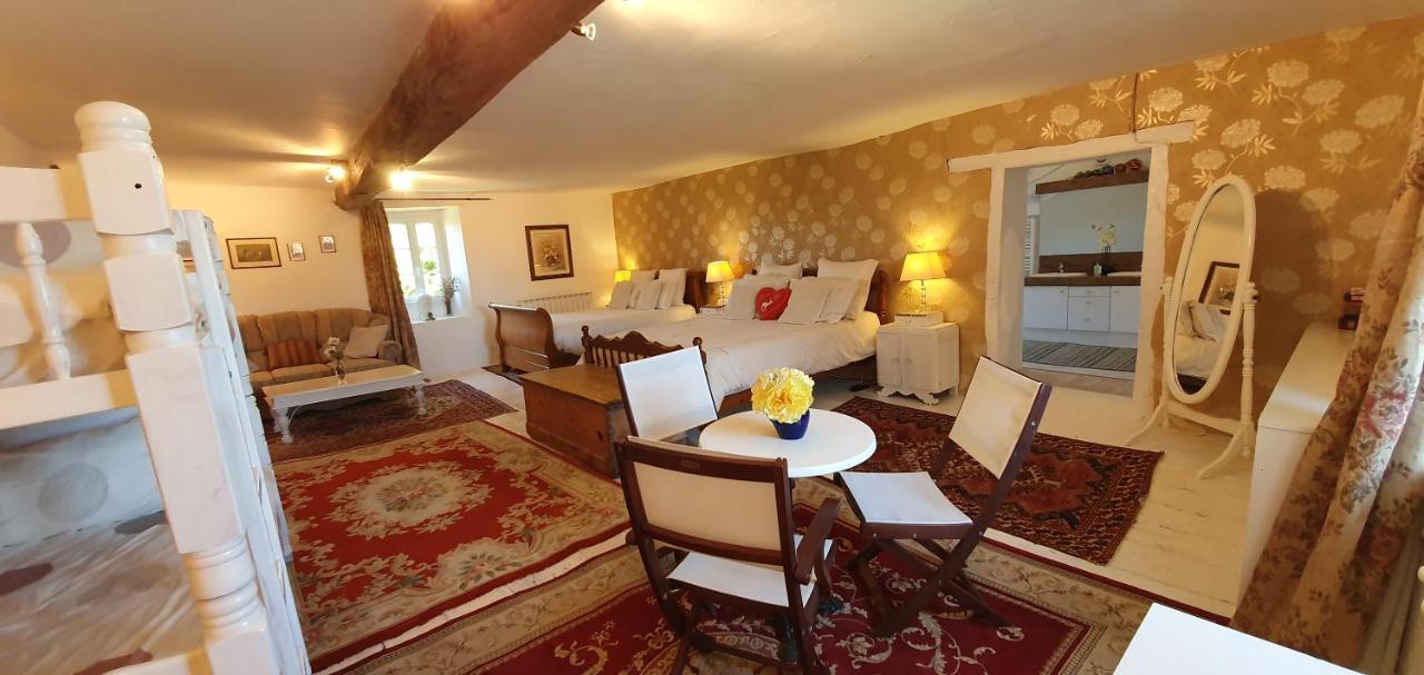 Wisteria House Bed & Breakfast Chanteloup  Екстериор снимка