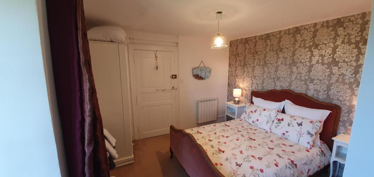 Wisteria House Bed & Breakfast Chanteloup  Екстериор снимка
