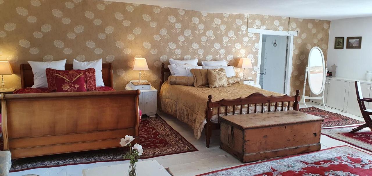 Wisteria House Bed & Breakfast Chanteloup  Екстериор снимка