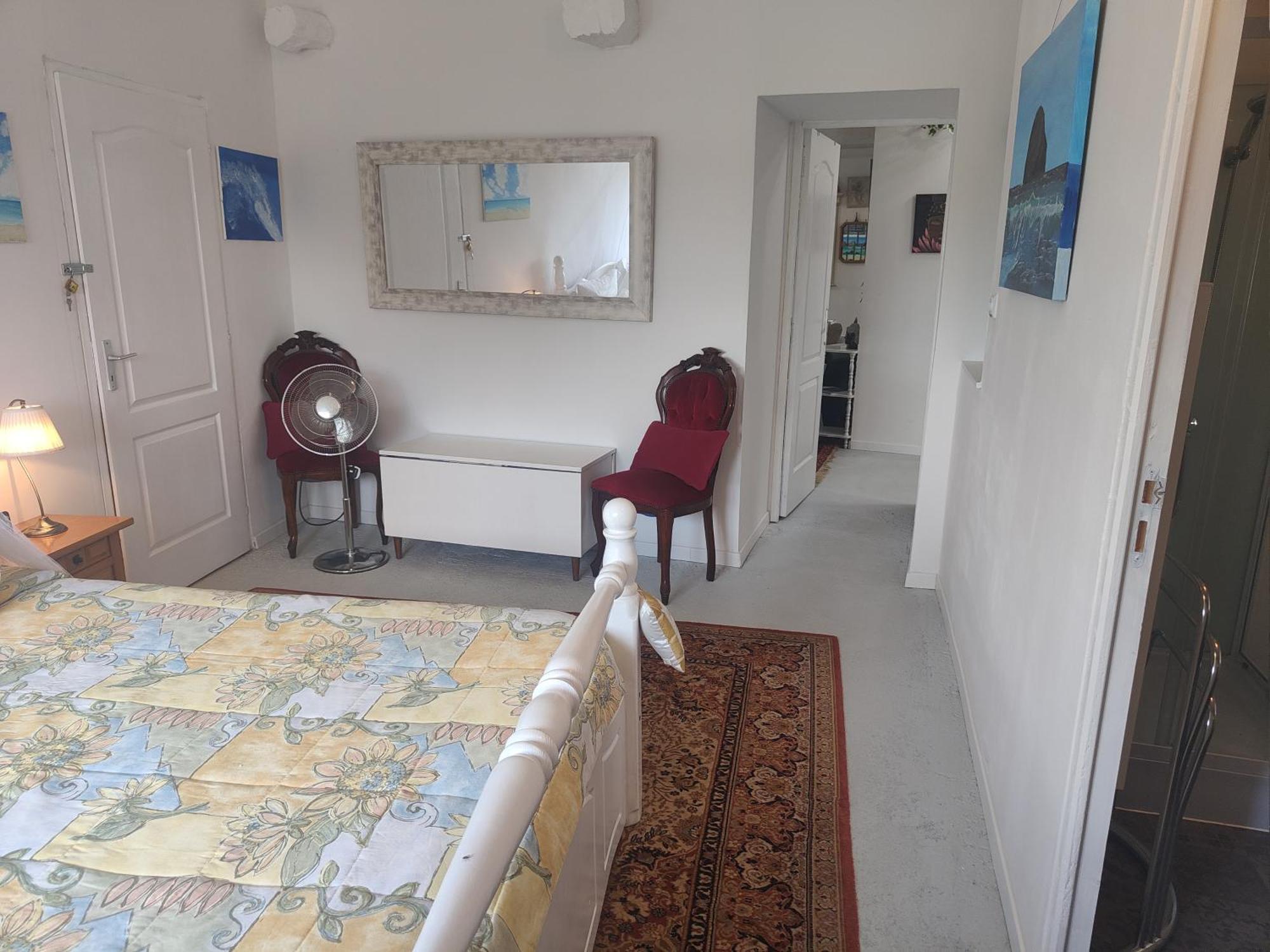 Wisteria House Bed & Breakfast Chanteloup  Екстериор снимка