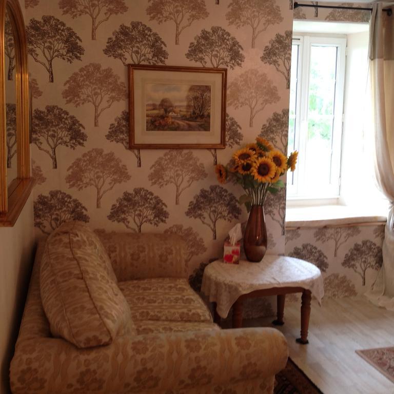 Wisteria House Bed & Breakfast Chanteloup  Екстериор снимка